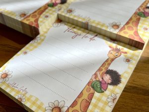 کاغذ یادداشت 100 برگ با طرح اختصاصی فرفری و زرافه