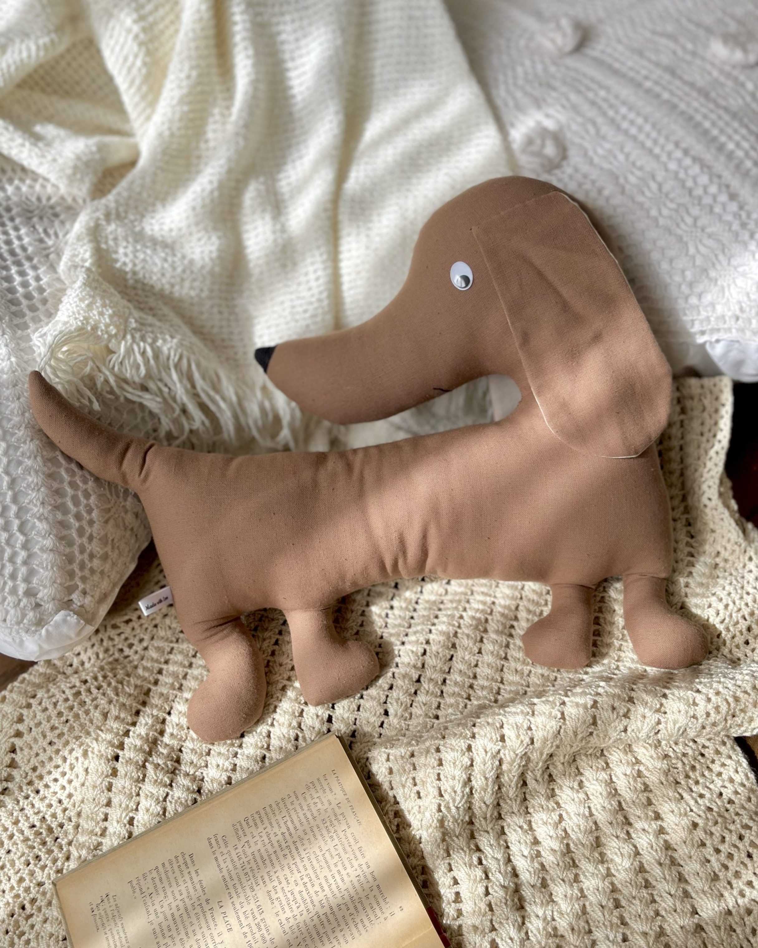 کوسن عروسکی پارچه ای مدل سگ